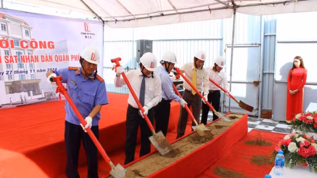 Trong 5 năm qua, Công ty TNHH D.L.S được công bố trúng 30 gói thầu, chủ yếu là các gói thầu xây lắp của ngành tư pháp. Ảnh: St