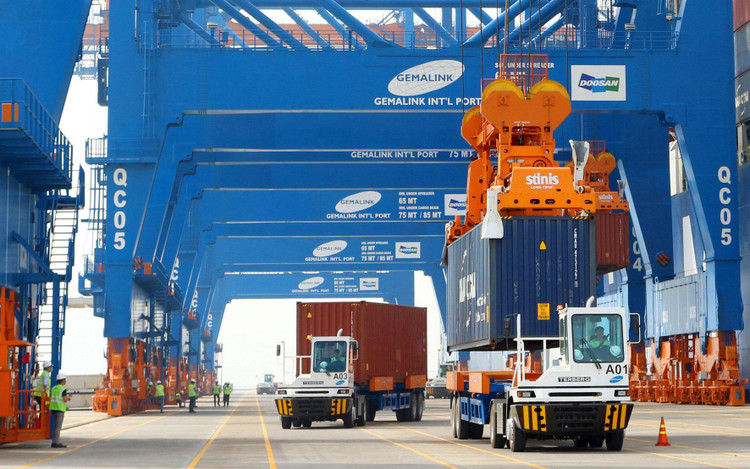 Hai tháng đầu năm 2022, kim ngạch xuất khẩu hàng hóa ước đạt 53,79 tỷ USD, tăng 10,2% so với cùng kỳ năm trước. Ảnh: Lê Tiên