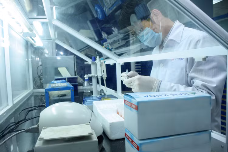 Tại Bệnh viện TP. Thủ Đức (TP.HCM), từ tháng 9/2018 đến tháng 5/2020, Công ty TNHH Thương mại Dịch vụ Sản xuất Nguyễn Tâm được công bố trúng 13 gói thầu. Ảnh minh họa: Nhã Chi