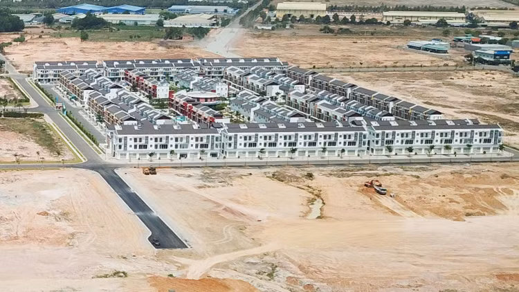 Nhà đầu tư Dự án Khu đô thị Kim Phú (Tuyên Quang) phải có tối thiểu 1 dự án trong lĩnh vực nhà ở thương mại, công trình đa năng … đã tham gia với vai trò góp vốn chủ sở hữu. Ảnh minh họa: Nguyễn Quyền