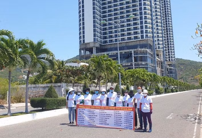 Theo kế hoạch, Swisstouches La Luna Resort được vận hành vào quý IV/2019, nhưng đến nay Marina Hotel vẫn chưa bàn giao nhà cho khách hàng. Ảnh: NC st