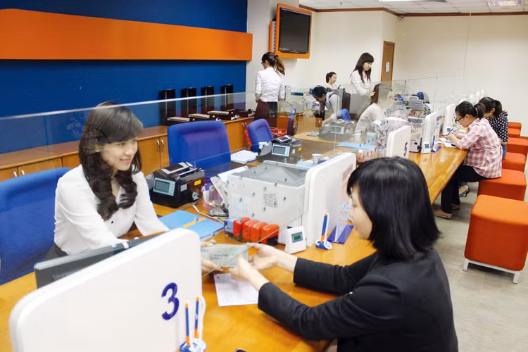 95% tổ chức tín dụng kỳ vọng lợi nhuận trước thuế năm 2022 tăng trưởng dương. Ảnh: Tường Lâm