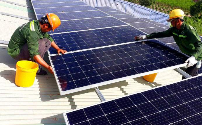 Gói thầu xây lắp hệ thống điện mặt trời áp mái Khoa Kỹ thuật y học, Trường Đại học Y dược Cần Thơ có giá dự toán 1.730.092.961 đồng. Ảnh minh họa: NC st