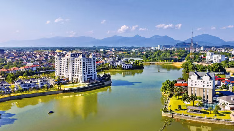 Khi cầu Đầm Vạc hoàn thành sẽ làm tăng giá trị nhiều dự án
đang hình thành quanh Đầm Vạc như khu đô thị Bắc Đầm Vạc, khu đô thị Nam Đầm Vạc…
Ảnh: Phương Linh