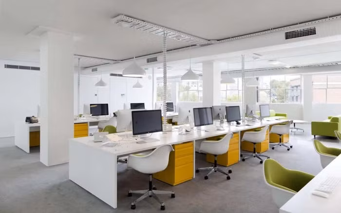 Văn phòng là một công cụ thiết yếu trong việc giữ chân và tuyển dụng nhân tài cũng như truyền đạt thương hiệu và văn hóa của công ty. Ảnh: Internet