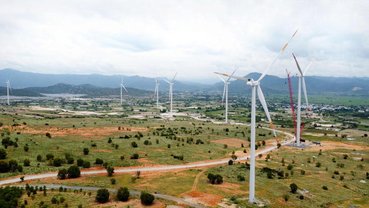 Tỷ lệ nguồn điện tái tạo gia tăng đáng kể trong cơ cấu công suất hệ thống điện. Ảnh: Nhã Chi