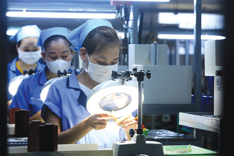 Vốn đăng ký đầu tư trực tiếp nước ngoài 5 tháng đầu năm 2025 đạt gần 18,4 tỷ USD, tăng 51,1% so với cùng kỳ năm ngoái. Ảnh: Tường Lâm