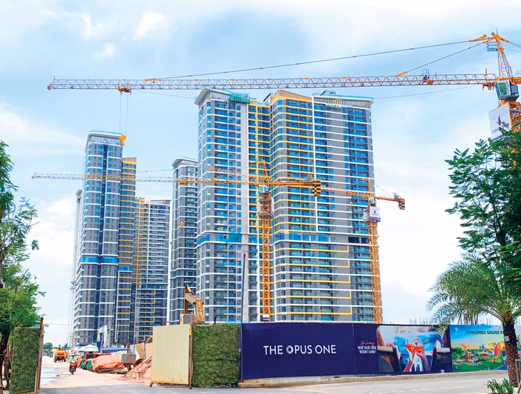 Một số doanh nghiệp bất động sản lên kế hoạch phát hành cổ phiếu để tái cơ cấu nợ và phát triển dự án. Ảnh: Tiên Giang