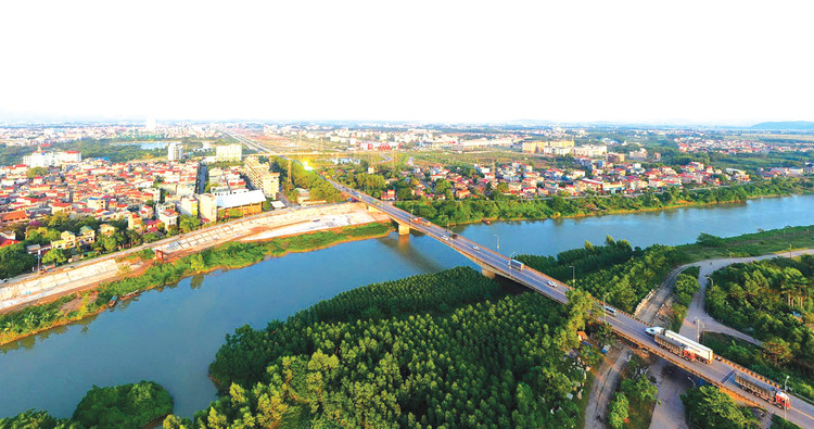 Tính đến ngày 31/5/2025, tổng giá trị giải ngân vốn đầu tư công của tỉnh Bắc Giang đạt 2.601,12 tỷ đồng, bằng 33,11% kế hoạch vốn đã giao chi tiết. Ảnh: Nhã Chi