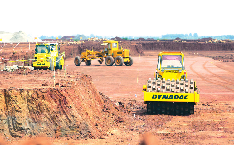 Cần xây dựng cơ sở dữ liệu quốc gia về máy móc, thiết bị và tổ chức kiểm định, liên thông giữa các bộ, ngành để chủ đầu tư, bên mời thầu dễ dàng tra cứu, xác minh. Ảnh: Lê Tiên