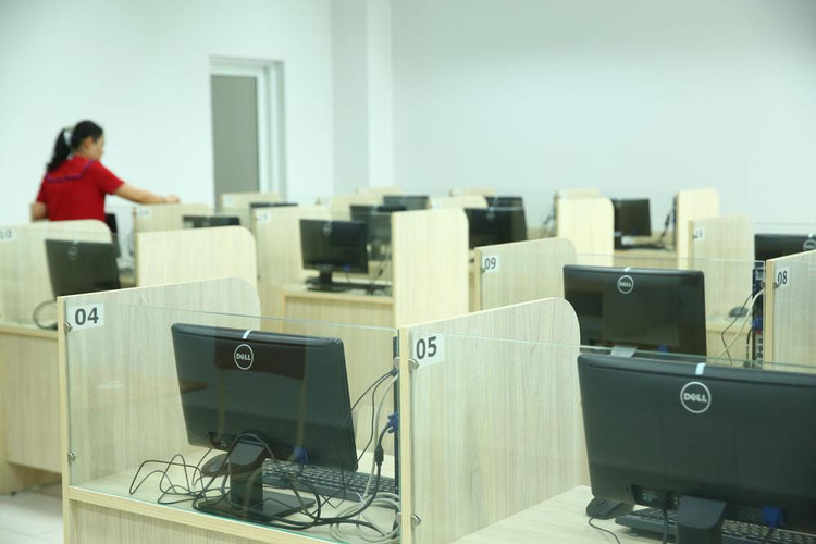 Phúc Gia Khang từng thực hiện nhiều gói thầu cung cấp nội thất, thiết bị cho các cơ sở giáo dục trên địa bàn phía Nam. Ảnh minh họa: Nhã Chi