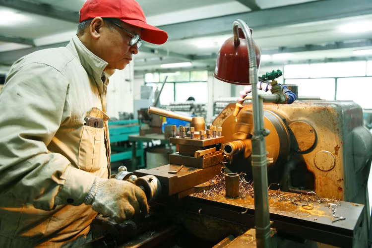 Trong quý I/2023, chỉ số sản xuất công nghiệp giảm 2,3% so với cùng kỳ năm trước. Ảnh: Tiên Giang