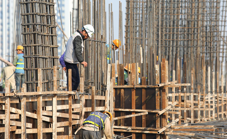 Tranh cãi về yêu cầu chỉ huy trưởng công trình