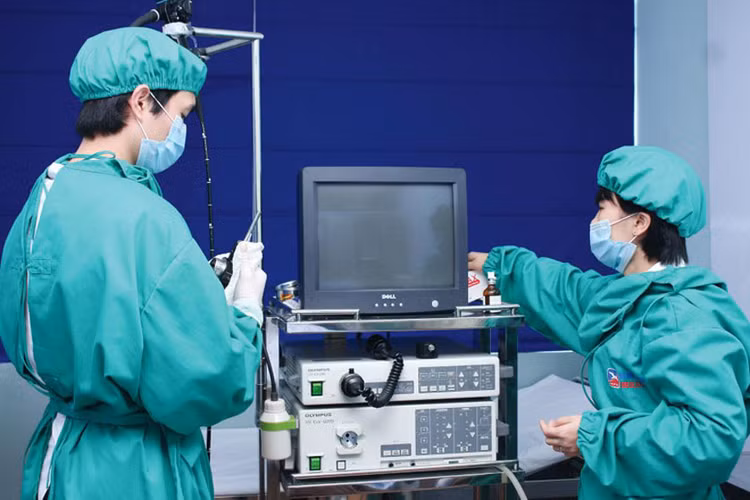 Thay đổi tư duy về cách thức đấu thầu trong mô hình máy đặt, máy mượn sẽ là một cuộc cách mạng trong quản lý đấu thầu trang thiết bị y tế. Ảnh minh họa: Lê Tiên