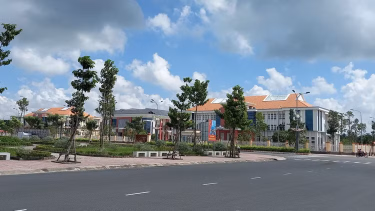 Đồng Tháp đấu giá đất xây siêu thị trung tâm Cai Lậy, giá khởi điểm hơn 37 tỷ. Ảnh minh họa: internet