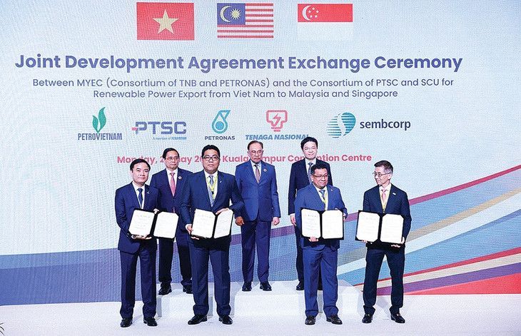 Petrovietnam cùng Sembcorp và Liên danh Năng lượng Malaysia thiết lập hợp tác chiến lược về điện tái tạo xuyên biên giới anh-4.jpg