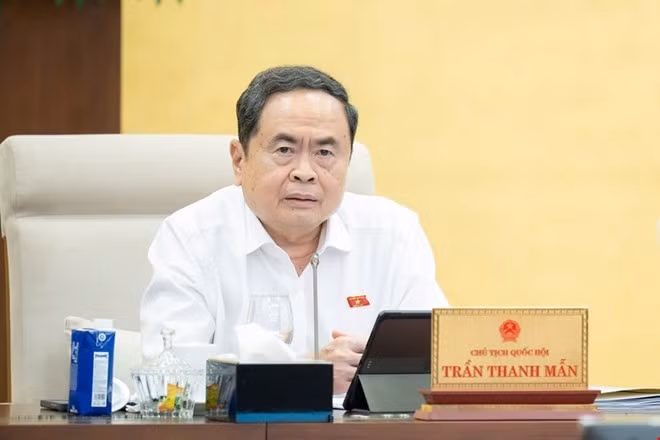 Ủy viên Bộ Chính trị, Chủ tịch Quốc hội Trần Thanh Mẫn cho ý kiến về dự án Luật Xây dựng (sửa đổi).