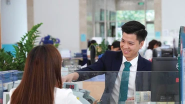 Ngân hàng Nhà nước dự kiến tăng trưởng tín dụng năm 2026 đạt khoảng 15%. Ảnh: Ngọc Thắng