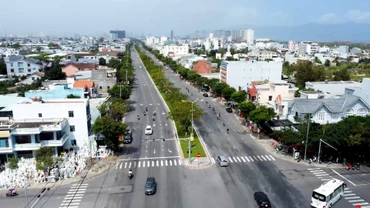 Tuyến Trần Đại Nghĩa - Lê Văn Hiến nối trung tâm Đà Nẵng - Hội An được đề xuất ưu tiên phát triển theo mô hình TOD. Ảnh: Hà Minh