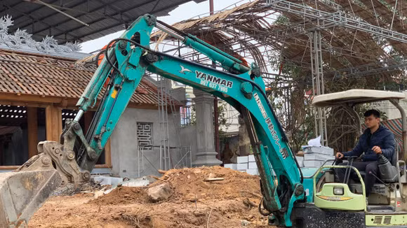 Nhiều ban quản lý dự án tại các xã, phường ở Hà Nội phải hủy thầu các gói xây lắp do không tìm được nhà thầu đáp ứng yêu cầu. Ảnh: Tiên Giang