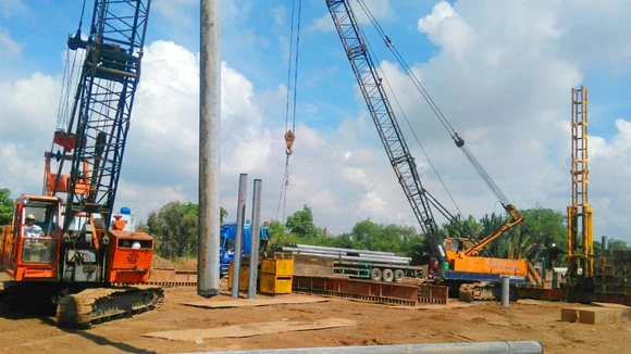 Công ty CP Sản xuất Xây dựng Hưng Long Phước từng thực hiện các gói thầu cung cấp, ép cọc bê tông cho nhiều dự án trên cả nước. Ảnh: Phúc An