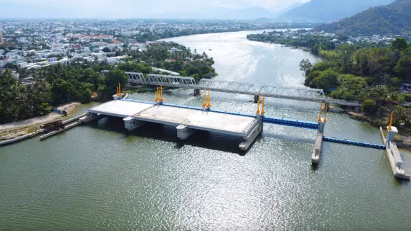 Dự án Chống hạn, xói lở và ngập lụt thích ứng với biến đổi khí hậu tỉnh Khánh Hòa là công trình nông nghiệp và phát triển nông thôn, cấp III. Ảnh minh họa: Thế Quang