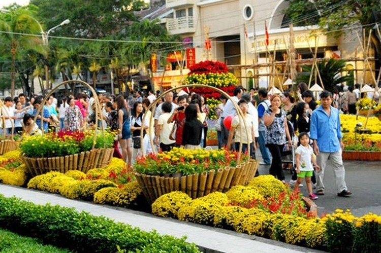 Chuẩn bị chu đáo và bảo đảm các điều kiện cần thiết phục vụ Nhân dân đón mừng năm mới 2026 và vui xuân, đón Tết Nguyên đán Bính Ngọ