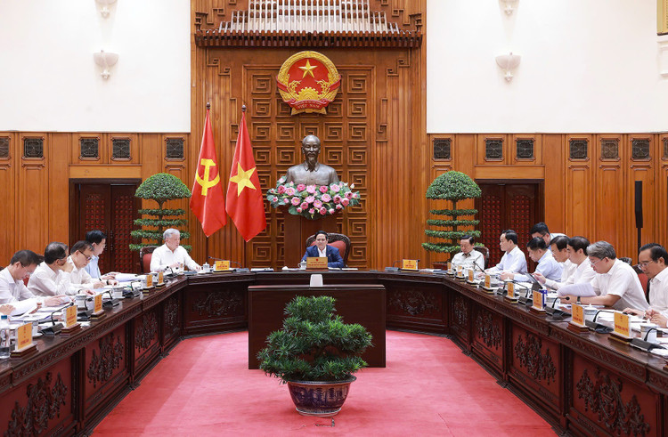 Thủ tướng Chính phủ Phạm Minh Chính chủ trì cuộc làm việc của Thường trực Chính phủ với các bộ, ngành, địa phương về tình hình tháo gỡ, khó khăn vướng mắc cho các dự án tồn đọng, kéo dài - Ảnh: VGP/Nhật Bắc