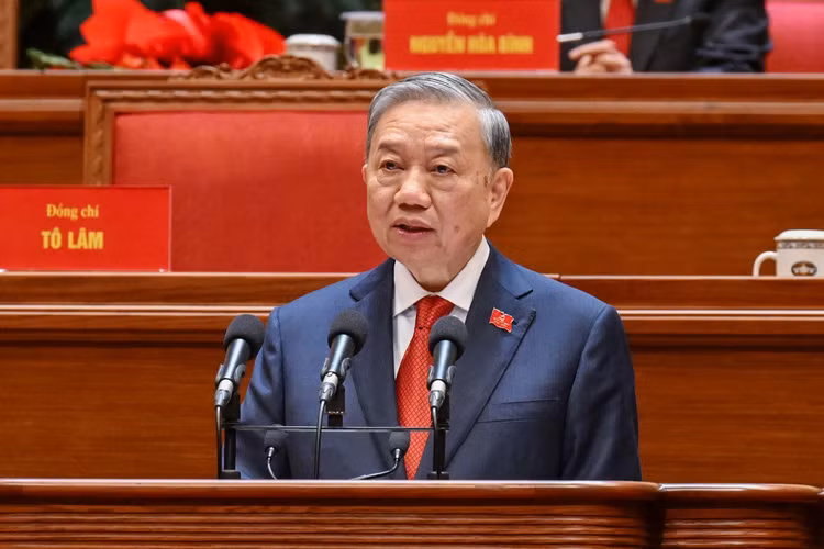 Đồng chí Tô Lâm, Tổng Bí thư Ban Chấp hành Đảng Cộng sản Việt Nam khóa XIV đọc Diễn văn bế mạc Đại hội đại biểu toàn quốc lần thứ XIV của Đảng.