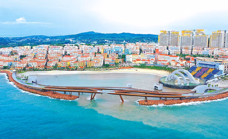 Dự thảo Đề án Phát triển tổng thể đảo Phú Quốc đến năm 2040, tầm nhìn đến năm 2050 đưa ra nhiều dự án ưu tiên đầu tư. Ảnh: Lê Tiên