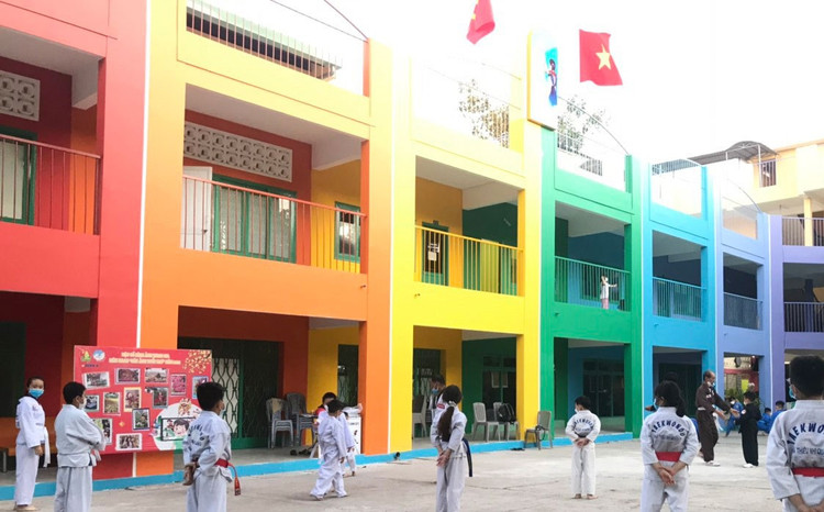 Gói thầu Cung cấp, lắp đặt thiết bị thuộc Dự án Xây dựng mới Nhà thiếu nhi Quận 6, TP. HCM giá trị phê duyệt 23,938 tỷ đồng. Ảnh: Internet