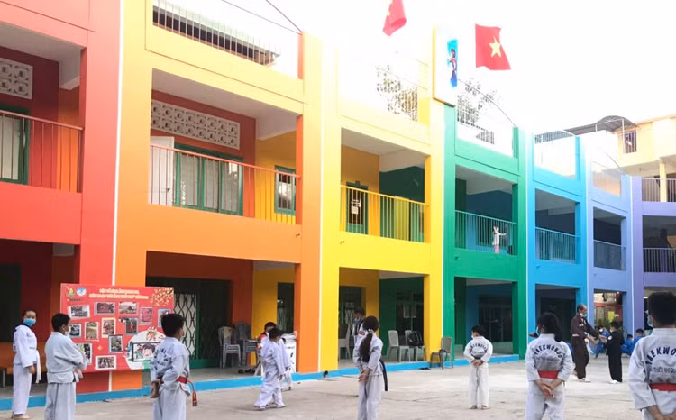 Gói thầu Cung cấp, lắp đặt thiết bị thuộc Dự án Xây dựng mới Nhà thiếu nhi Quận 6, TP. HCM giá trị phê duyệt 23,938 tỷ đồng. Ảnh: Internet