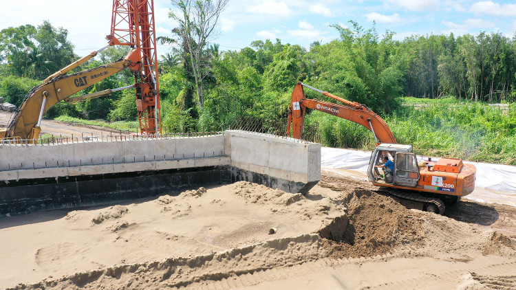 Giải ngân vốn đầu tư công 8 tháng đầu năm 2025 đạt 46,3% kế hoạch Thủ tướng Chính phủ giao, tăng trên 135.000 tỷ đồng so với cùng kỳ năm trước. Ảnh: Giang Phương