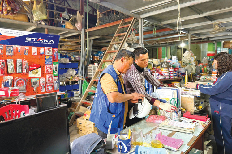 Doanh thu mà hộ kinh doanh kê khai theo thực tế trong năm 2026 sẽ không được sử dụng làm căn cứ để truy thu thuế khoán của các năm về trước. Ảnh: Tiên Giang