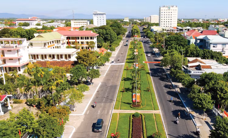 Gói thầu XL01 Thi công xây dựng đường Hùng Vương thuộc Dự án Hoàn thiện đường Hùng Vương, TP. Tam Kỳ dự kiến đóng thầu ngày 12/3/2026. Ảnh minh họa: T.Công