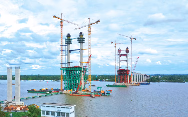 Chủ đầu tư có thể căn cứ vào quy mô, tính chất của từng gói thầu cụ thể, để quyết định có yêu cầu về kinh nghiệm thực hiện hợp đồng tương tự tại hồ sơ mời thầu hay không. Ảnh: Nhã Chi
