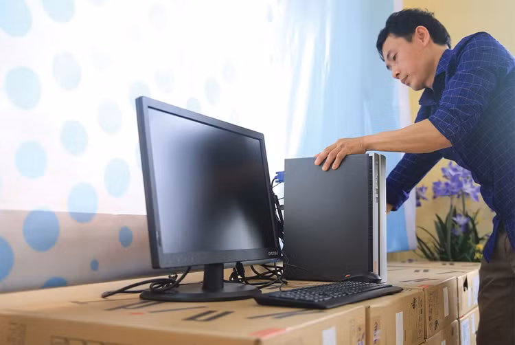 Gói thầu thiết bị thuộc Dự án Xây dựng Trường Tiểu học Bà Điểm (TP.HCM) bị phản ánh định hướng hàng hóa. Minh họa: Nhã Chi