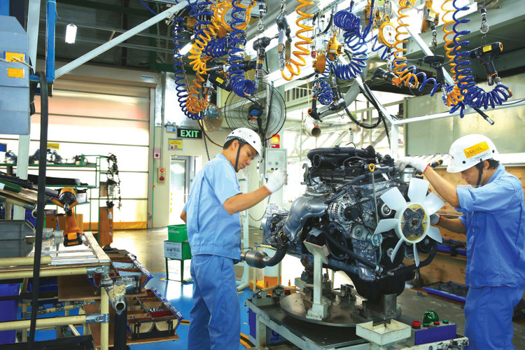 Tỷ trọng khu vực công nghiệp và dịch vụ trong GDP đạt trên 80% trong giai đoạn 2021 – 2025. Ảnh: Lê Tiên