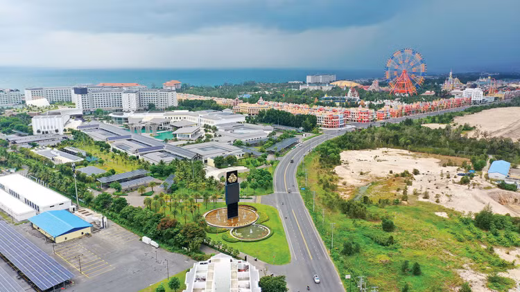 Dự thảo Luật Quy hoạch (sửa đổi) đề xuất giảm ít nhất 30% quy trình thủ tục và rút ngắn thời gian lập, thẩm định, phê duyệt quy hoạch. Ảnh: Lê Tiên