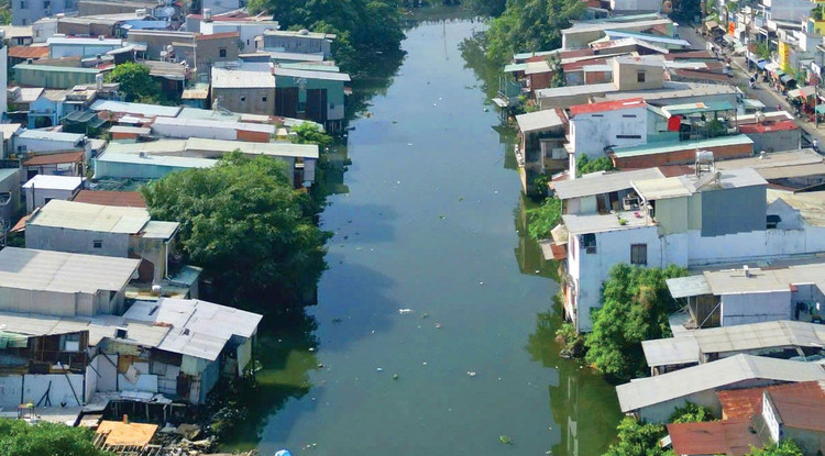 Gói thầu Xây lắp 3 thuộc Dự án Nạo vét, xây dựng hạ tầng, cải tạo môi trường bờ Bắc kênh Đôi (TP.HCM) có 3 nhà thầu tham dự. Ảnh: Song Lê