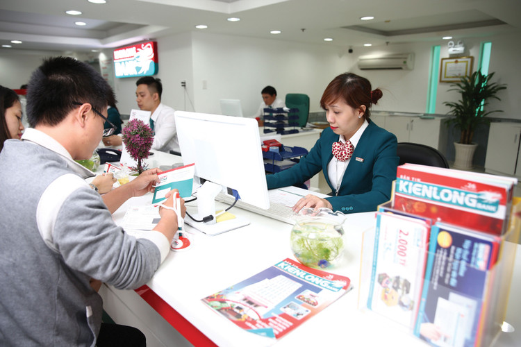 Tính đến hết tháng 11/2025, hệ thống các tổ chức tín dụng đã xử lý được 285,1 nghìn tỷ đồng nợ xấu, tăng 3,17% so với cùng kỳ năm 2024. Ảnh: Nhã Chi