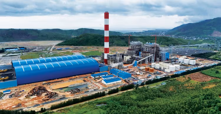 Tiến độ thi công tổng thể tại Dự án Nhiệt điện Quảng Trạch I đã đạt trên 95%. Ảnh: Hà Minh