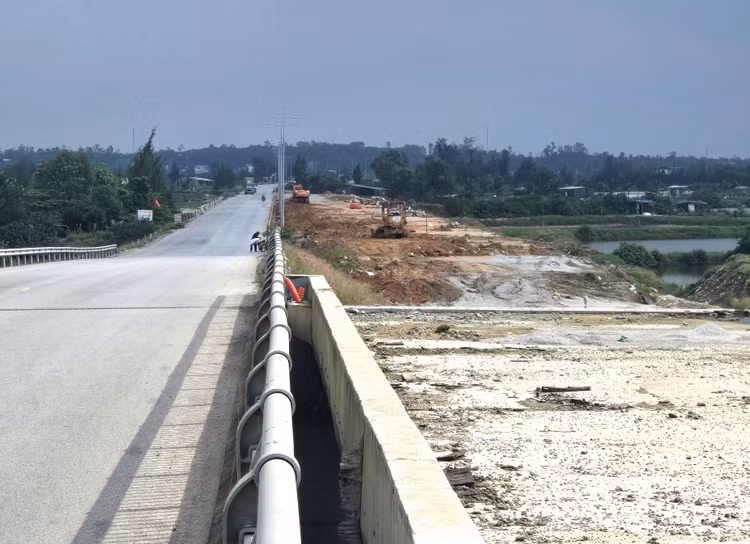 Trong Quy hoạch điều chỉnh thời kỳ 2021 - 2030, tầm nhìn đến năm 2050, Đà Nẵng sẽ đẩy mạnh đầu tư phát triển hạ tầng nhằm liên kết các cực kinh tế. Ảnh: Hà Minh