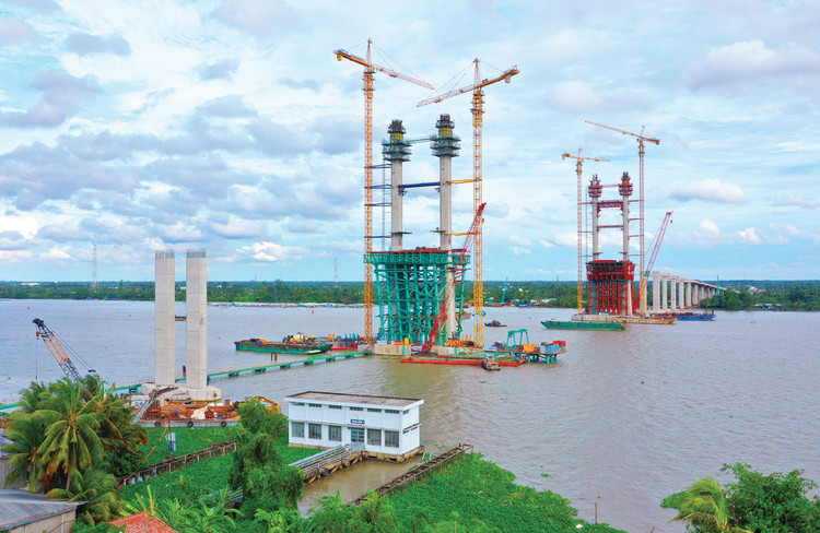 Trong giai đoạn 2026 - 2030, nhu cầu vốn đầu tư kết cấu hạ tầng giao thông ước tính gần 3 triệu tỷ đồng. Ảnh: Lê Tiên