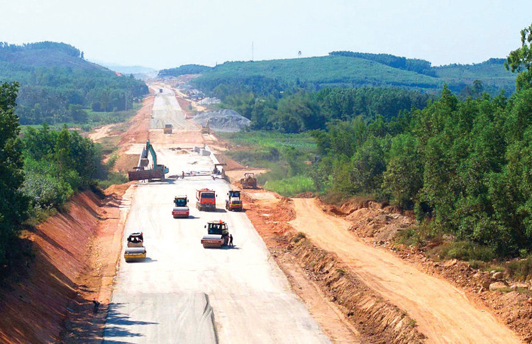 Cao tốc Bắc - Nam phía Đông đoạn Quảng Ngãi - Hoài Nhơn là một trong những dự án hoàn thành vào dịp 19/12/2025. Ảnh: Lưu Hương