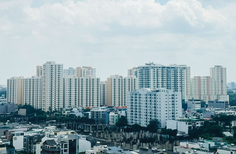 Việc đồng thời nới điều kiện thu nhập và giảm chi phí tín dụng là bước ngoặt quan trọng trong chương trình phát triển nhà ở xã hội. Ảnh: Bảo Tín