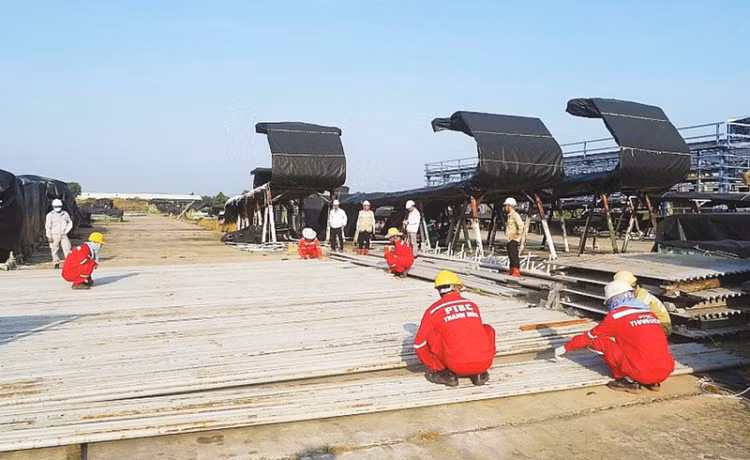 Dự án Nhà máy Nhiệt điện Long Phú 1 phải tạm dừng thi công từ năm 2019. Ảnh: Duy Khang