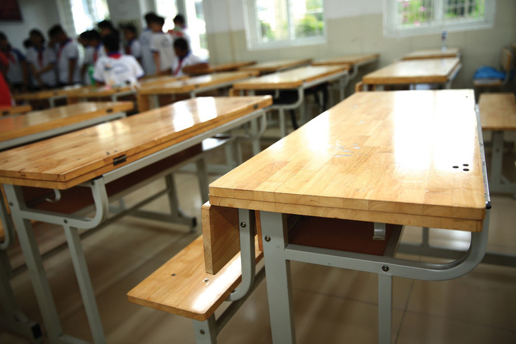 Gói thầu số 01TB Cung cấp và lắp đặt thiết bị trường học có giá 4,472 tỷ đồng, thuộc Dự án Đầu tư cơ sở vật chất Trường Trung học phổ thông Trần Phú (tỉnh Đắk Lắk). Ảnh: Phú An