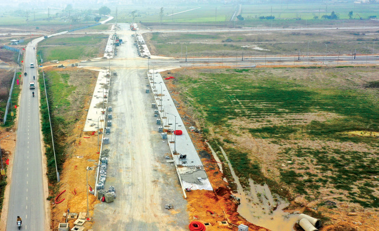 Quy định mới trong đánh giá hồ sơ dự thầu xây lắp siết chặt trách nhiệm của nhà thầu đối với những nội dung đã cam kết trong đơn dự thầu. Ảnh: Nhã Chi