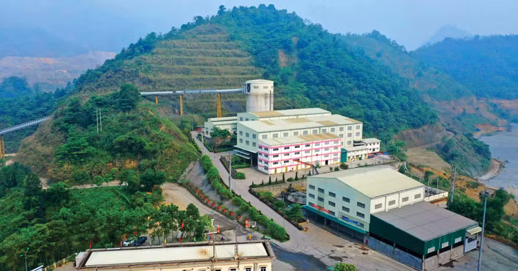 Công ty CP Đồng Tả Phời - Vinacomin được thành lập vào tháng 1/2009, là chủ sở hữu Nhà máy Tuyển đồng Tả Phời tại xã Tả Phời, tỉnh Lào Cai. Ảnh: Công Lý